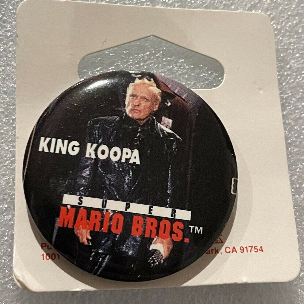 VTG Super Mario Brothers 1993 Movie Promo Button Pin King Koopa Lance Henriksen